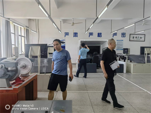 株洲市旺旺发搬家服务有限公司,株洲家俱拆装,株洲空调安装,株洲设备起重,株洲搬家服务